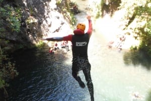 Madeira: Intermediate (Level 2) Canyoning Experience