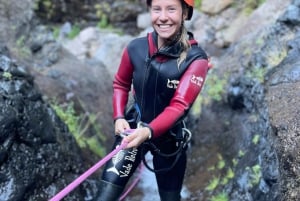 Madeira: Experiência de Canyoning Intermediária (Nível 2)