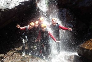 Madeira: Experiência de Canyoning Intermediária (Nível 2)