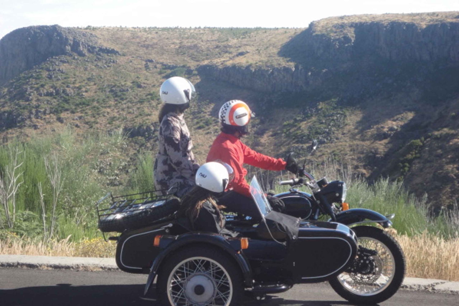 マデイラ島: サイドカーで巡る 3 時間の旧道ツアー