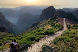 Madeira: Jeep tour Pico Areeiro, Santa Cruz en Cristo Rei