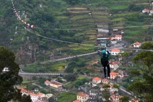Madeira: Jeep-tur med zipline, gunga och vulkaniska pooler