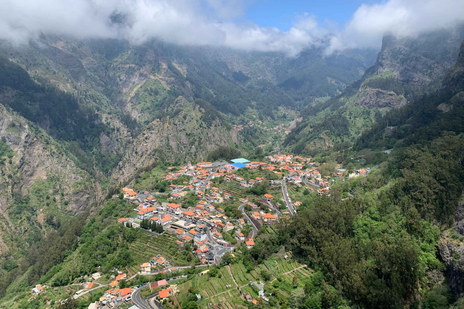 Madeira: Nun's Valley and Cabo Girão Tour with Drinks