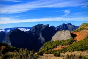 Madeira : Nun's Valleys and Pico Areeiro 4X4 Tour