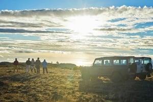 Madeira: Pico Arieiro Sunrise Private Jeep Tour