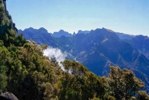 Madeira: Pico Arieiro to Pico Ruivo Hike