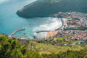 Madeira: ARIEIRO PEAK, SANTANA, PONTA SÃO LOURENÇO JEEP TOUR