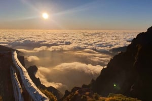 Madeira: Pico do Areeiro Sunrise Tour