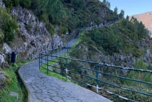 Madeira: Pico do Arrieiro Sunrise