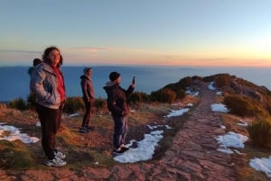 Madeira: Pico Ruivo Guided Sunrise Hike with Hotel Pickup