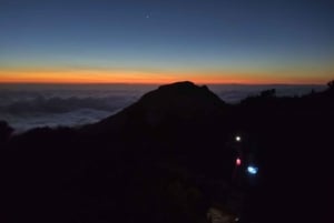 Madeira: Pico Ruivo Guided Sunrise Hike with Hotel Pickup