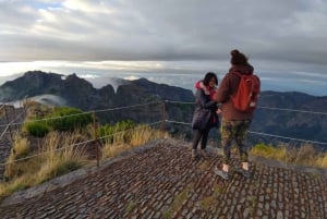 Madeira: Pico Ruivo Guided Sunrise Hike with Hotel Pickup