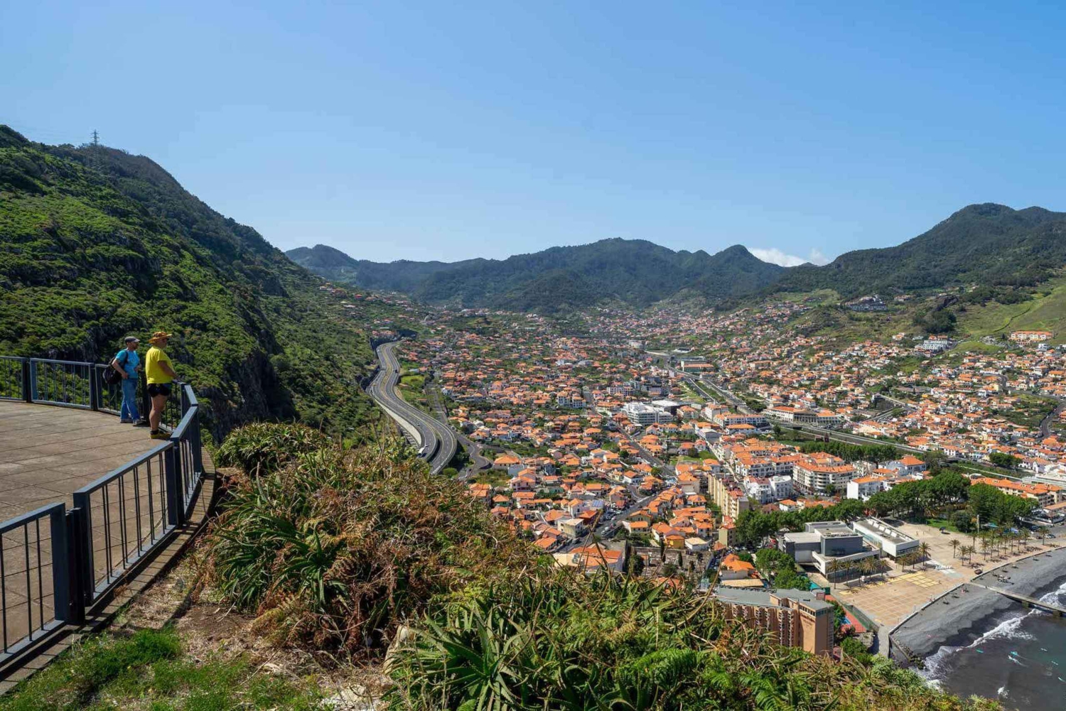 Madère : visite guidée privée en Vespa dans les montagnes (7 heures)