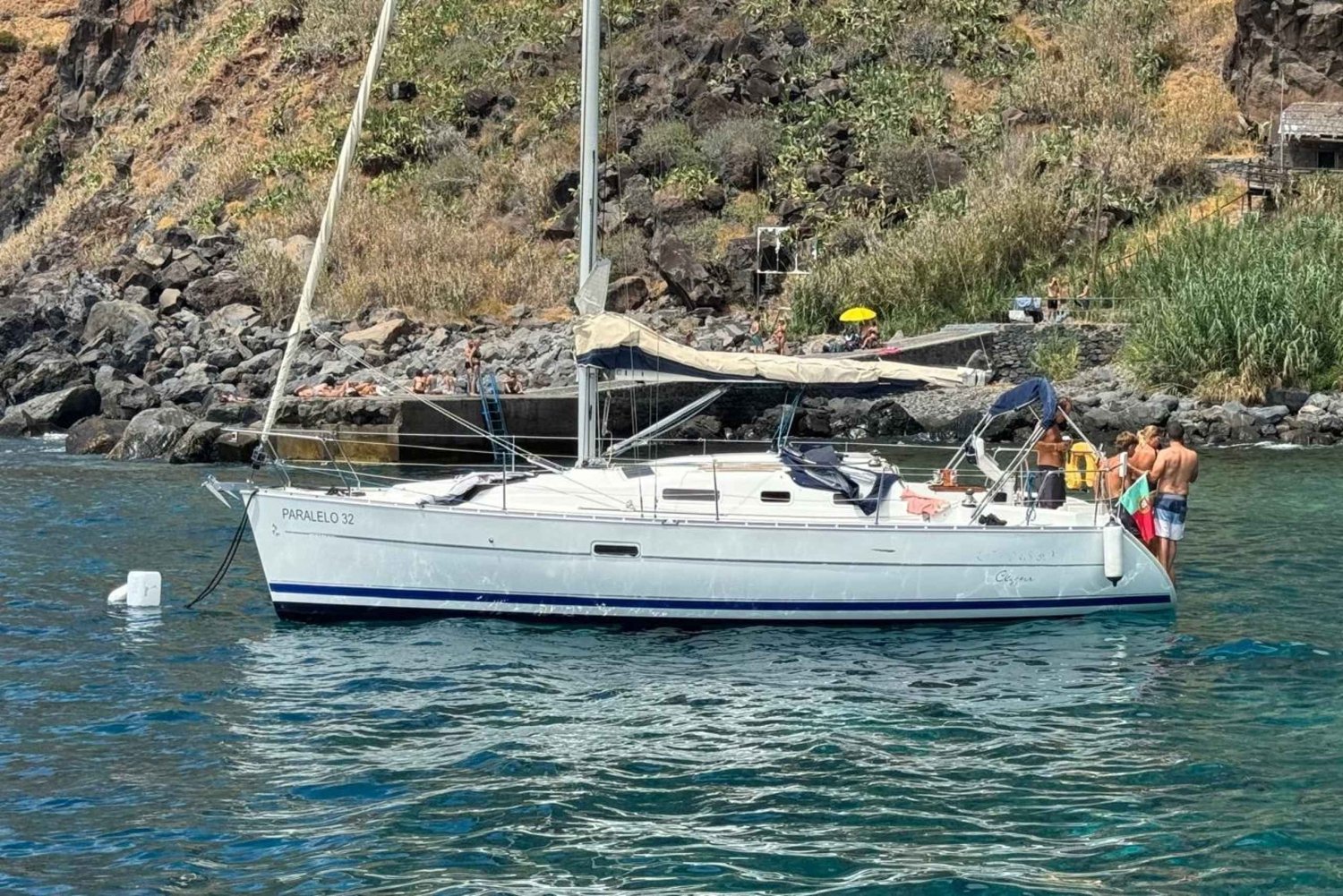 Madeira: private sailboat tour for families, SUP, and snorkeling