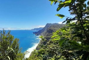 Madeira: Santana; Discover the enchanting East: Duration 7,5h
