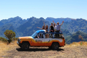 Madeira : Santana & Peaks heldagstur med åpen 4x4