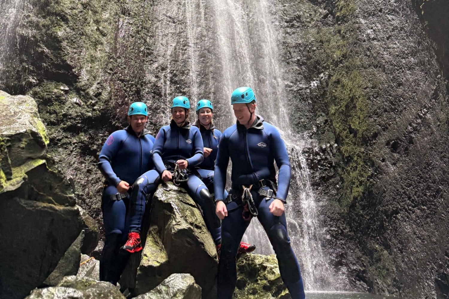 マデイラ島：セイシャルでキャニオニング（レベル3）をお楽しみください