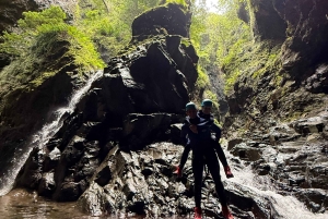 マデイラ島：セイシャルでキャニオニング（レベル3）をお楽しみください