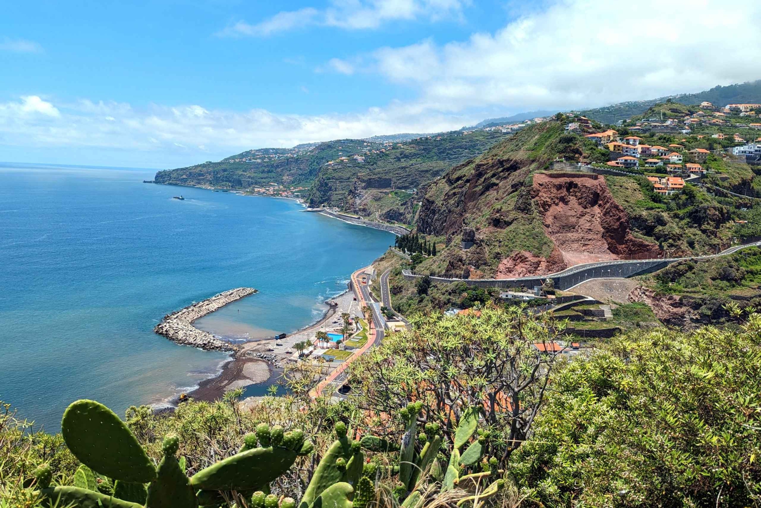 Madère Sud-Ouest Express : visite privée d'une demi-journée en jeep