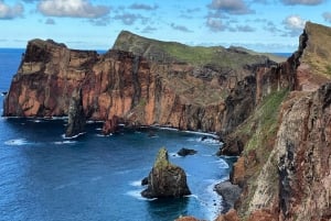 Madeira: Sunrise Hike at Ponta de Sao Lourenco PR 8