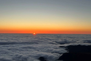 Madeira: Sunrise at Pico do Arieiro with short hike on PR1