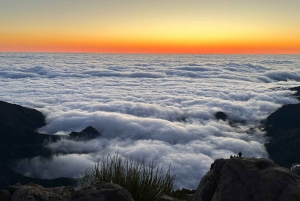 Madeira: Sunrise at Pico do Arieiro with short hike on PR1