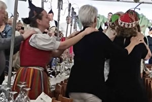 Madeira: Folk Dancing Show and Traditional Local Dinner