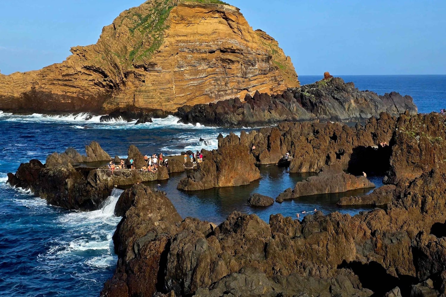 Madeira West Jeep Tour – Fanal, Seixal, naturliga pooler och små grupper