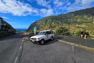 Madeira West Jeep Tour – Fanal, Seixal, naturliga pooler och små grupper