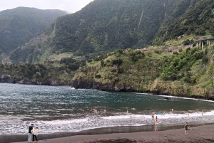 Madeira occidentale e settentrionale: tour privato in Mercedes con tappe iconiche