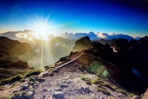 Madeira: Magical Sunrise Jeep Tour with Guide - Private Tour