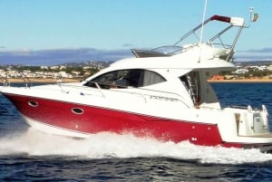 Vuurwerk op oudejaarsavond op een privéjacht in Madeira