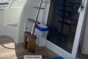 Vuurwerk op oudejaarsavond op een privéjacht in Madeira