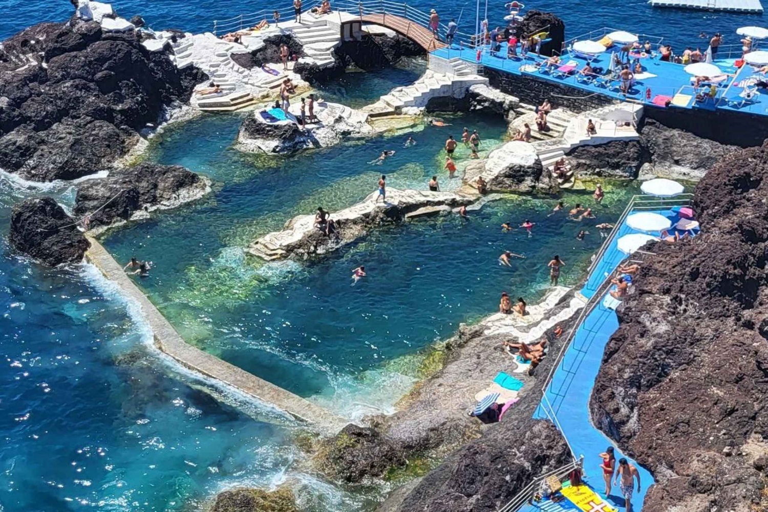 Pico Arieiro, Santana, São Lourenço y más: día completo + servicio de recogida.