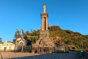 Pico do Arieiro in 4h: Immersive Private Jeep Experience