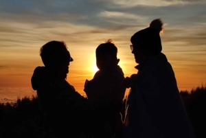 Pico do Arieiro: viaje privado en 4x4 al amanecer con bebidas calientes