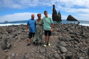 Porto Moniz Naturliga pooler och vattenfall Privat rundtur