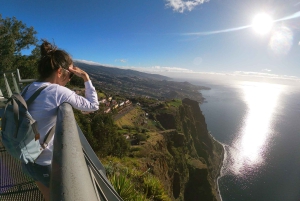 Porto Moniz Naturliga pooler och vattenfall Privat rundtur