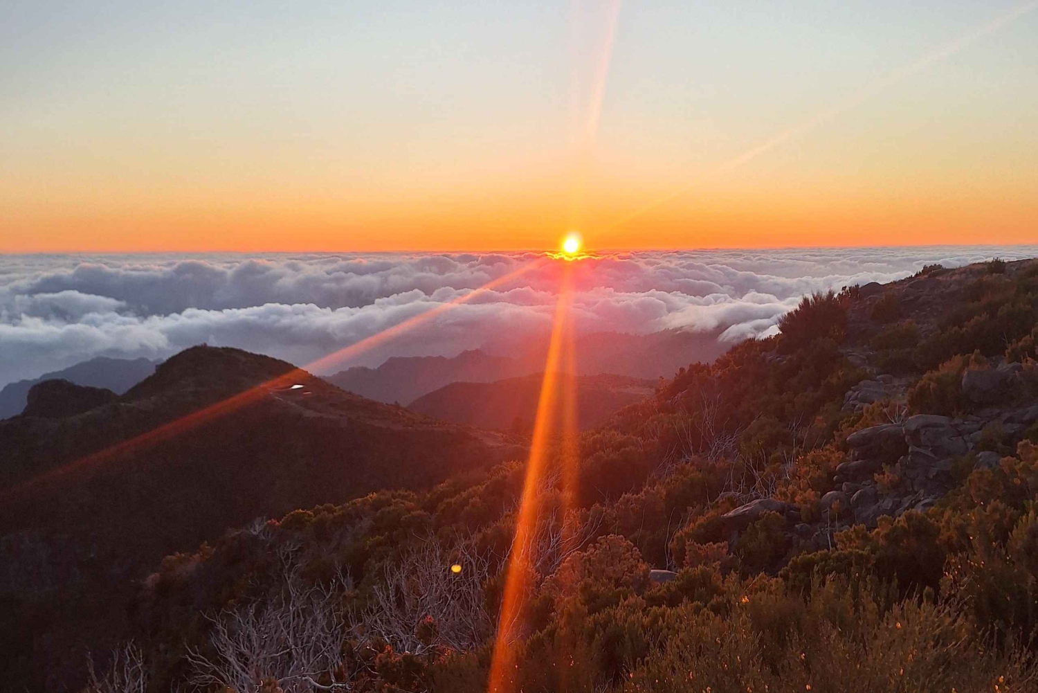 Privat soluppgång på Pico Areeiro och vandring (valfritt)