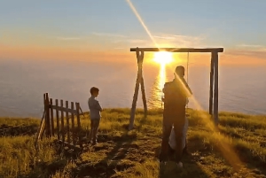 Columpio privado Lugar especial c/ Vino y Frutas 4x4 jipe tour