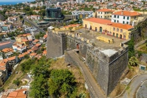 Private Vespa Tour : Funchal & Monte (3 hrs)