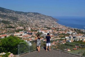 Tour privato in Vespa Valle di Nun, Câmara Lobos, CaboGirão(4 ore)