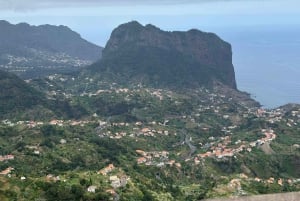 Madeira: Santana; Discover the enchanting East: Duration 7,5h