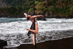 Seixal Spiaggia di sabbia nera Pole Dance Foto e riprese con il drone
