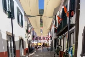 Skywalk og Tuk-Tuk-tur i fiskerlandsbyen (Cabo Girão)