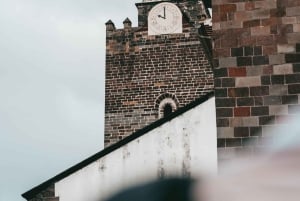 Sunday Stroll in Funchal: Bites and Delights