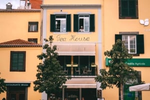 Sunday Stroll in Funchal: Bites and Delights