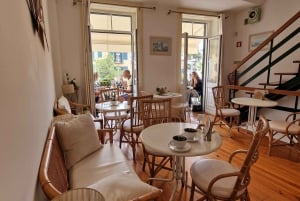 Sunday Stroll in Funchal: Bites and Delights