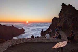 Sunrise & Stairways to Heaven walk - Pico Areeiro