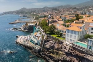 Tour: History, Tradition and Flavors of Funchal